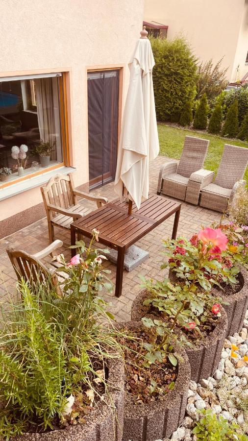 Ferienwohnung Etzelbach Екстер'єр фото