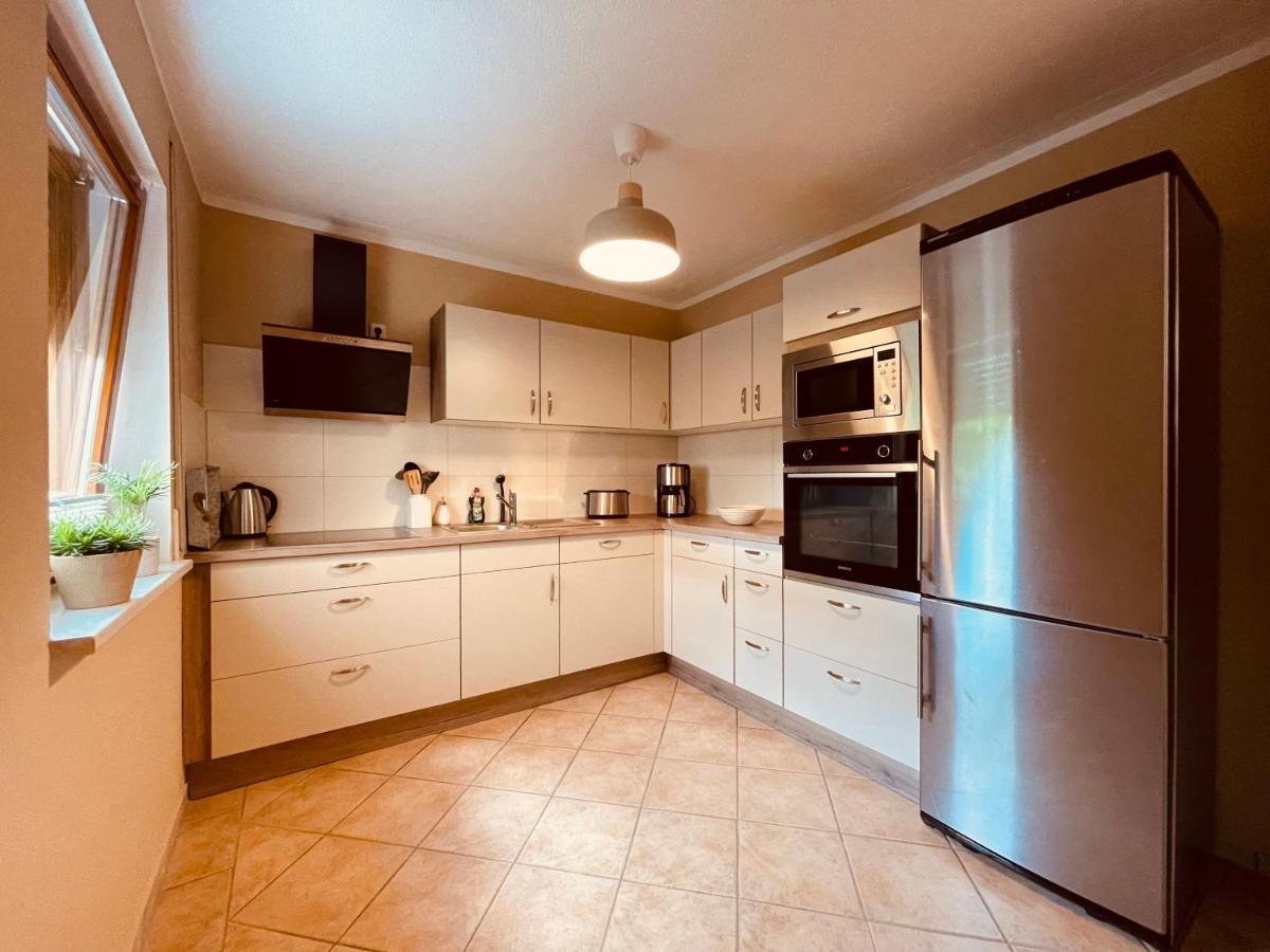 Ferienwohnung Etzelbach Екстер'єр фото
